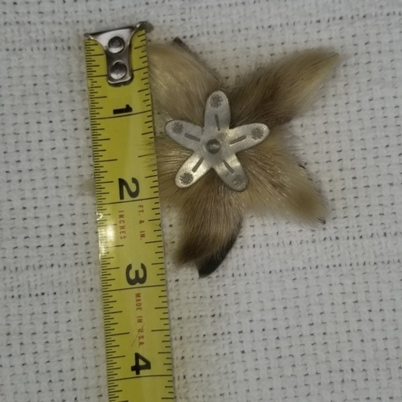 Vintage 40's Fur brooch - Picture 6 of 6